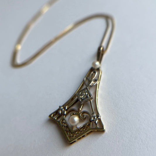 10k Victorian Two Tone Diamond & Pearl Pendant