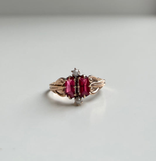 10k Vintage Victorian Ruby & Pearl Ring