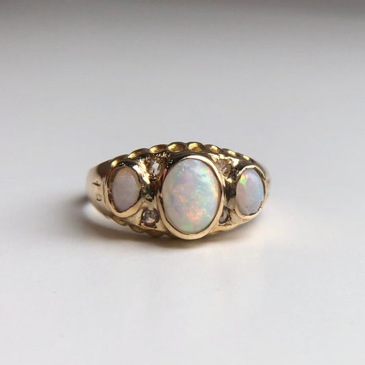 18k Victorian Hallmarked Oval Opal & Rose Cut Diamond Ring